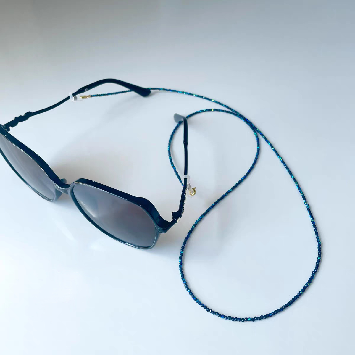 สายคล้องแว่นตาประดับเพชรพลอยสี - Mask Chain Holder บทวิจารณ์และราคา